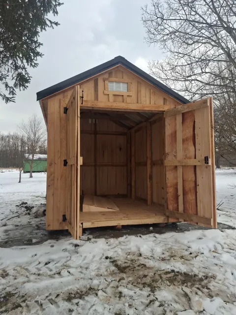 Past shed delivery and placement — photo 104