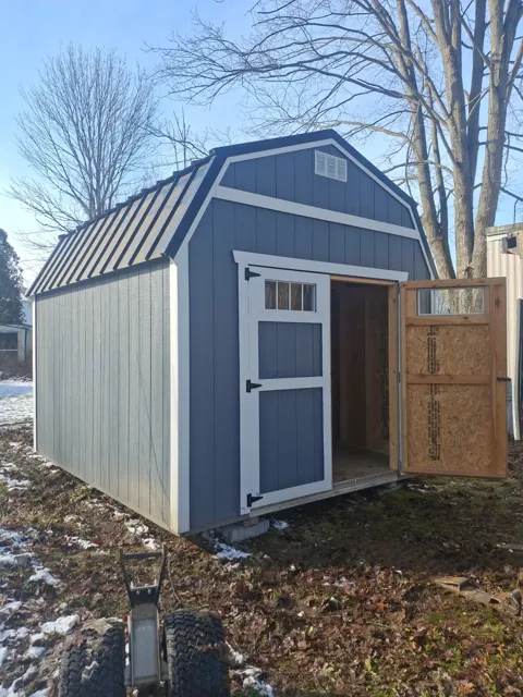 Past shed delivery and placement — photo 105